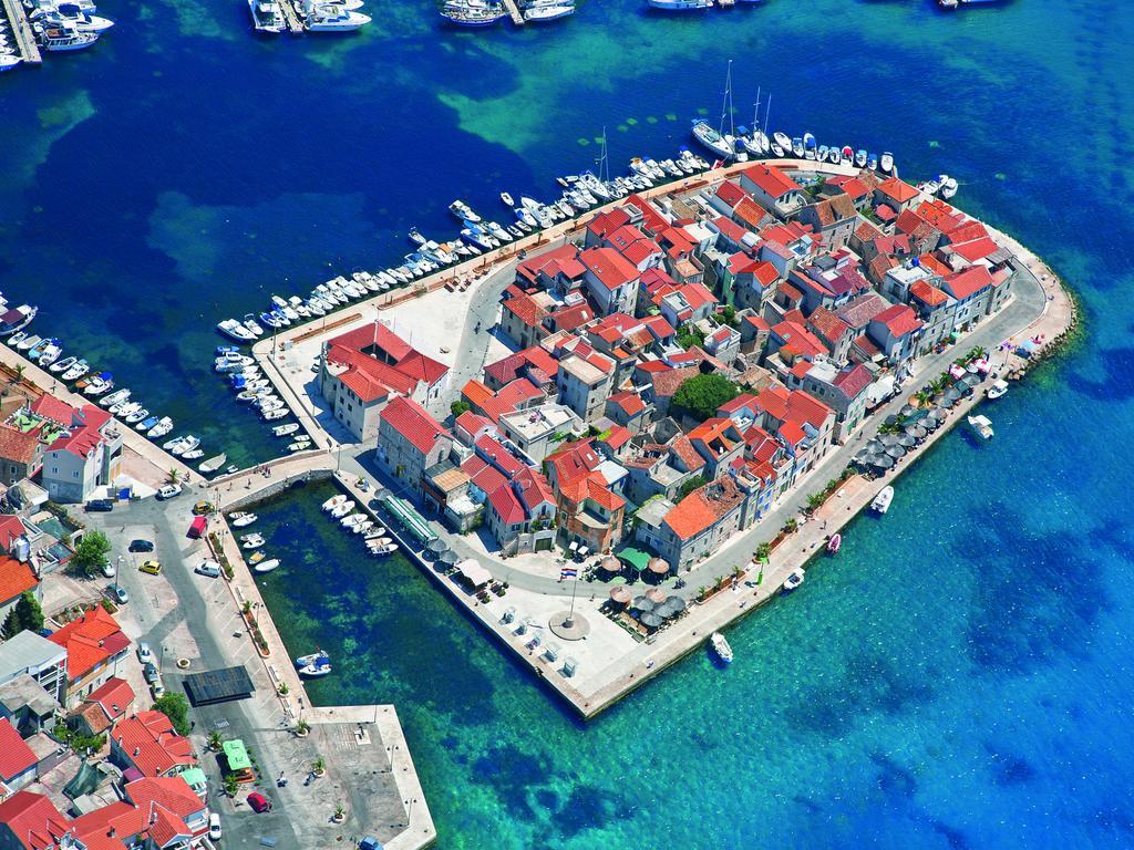 Отель Sea Star Трибунь Экстерьер фото